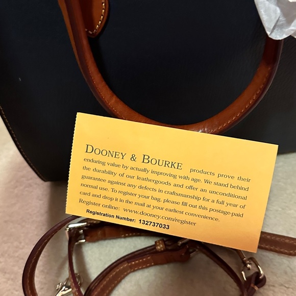 Dooney & Bourke handbag/crossbody bag - Picture 4 of 7